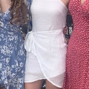 Spaghetti strap white Selfie Leslie dress with tied back